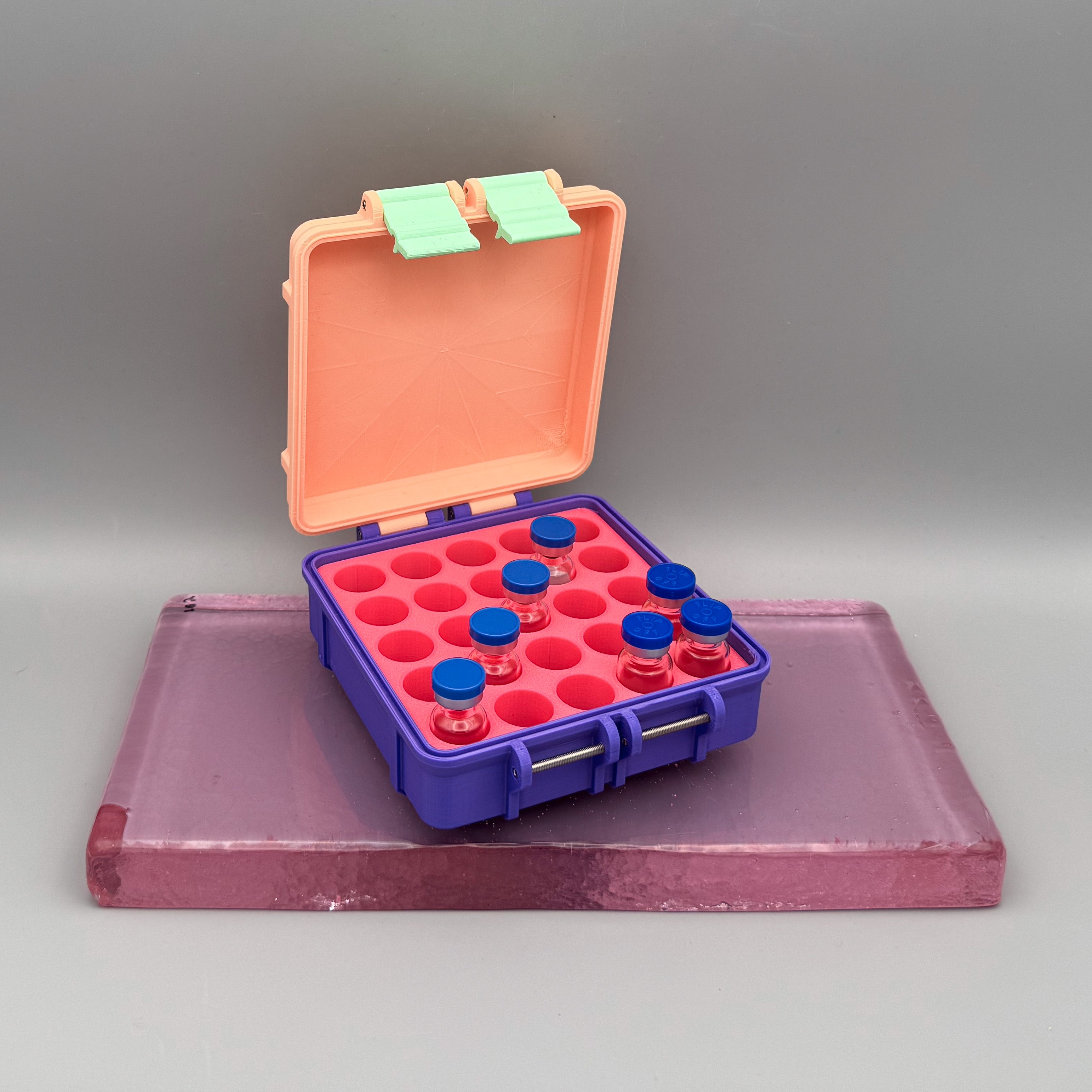 Caboodle: Tough Cases